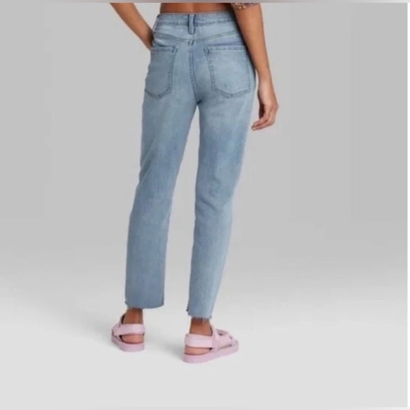 Women's High Rise Distressed Slim Straight Jeans - Wild Fable Medium Wash 6 NWT - Picture 2 of 11